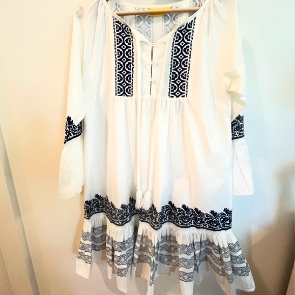 Roller Rabbit Dresses & Skirts - Roller Rabbit Mona Border Maricruz Dress Size Small White & Navy